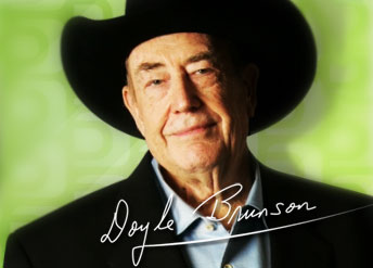 Дойл Брансон, Doyle Brunson, легенды покера,  Дойл Брансон  (с англ. Doyle Brunson). Родился Дойл 10 августа в 1933 году в городе Лонгворт, штат Техас, США. Техасский Холдем, Безлимитный Холдем, WPT, WSOP, турниры по покеру, PokerStars, мастера покера, профессионалы, игра в покер, биографии