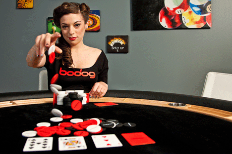 Аманда Музумечи, Bodog, Amanda Musumeci, UB.com, manderbutt, WSOP, женщины в покере, турниры по покеру, PokerStars, мастера покера, профессионалы, игра в покер, биографии
