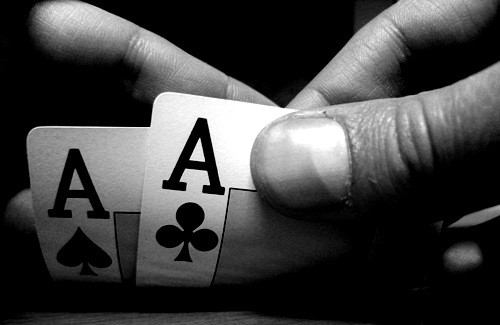 карманные пары, покер, префол, стратегия, карточные игры, игра, обучение, игра в покер, обучение, советы для начинающих, карманные тузы, выигрыш, победа