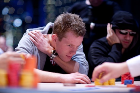  Кроме этого, спонсором Дэга Миккельсена является знаменитый покер-рум Full Tilt Poker. Dag Martin Mikkelsen, dmmikkel, Даг Мартин Миккельсен,  WSOP , турниры по покеру, мастера покера, Full Tilt Poker, онлайн-покер, турнирный покер, профессионалы, игра в покер, биографии