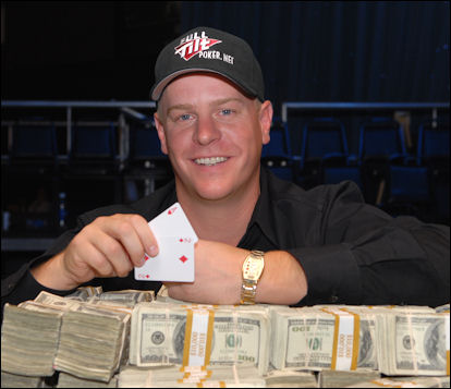 E-dog, Эрик Линдгрен, Erick Lindgren, Эрик Линдгрен – это представитель нового, своего поколения игроков в покер. Он молод, успешен, богат, привлекателен и очень красив. На его счету более 7.4 миллионов долларов, которые он заработал, играя в покер.  Full Tilt Poker,  WSOP , турниры по покеру, PokerStars, мастера покера, профессионалы, игра в покер, биографии